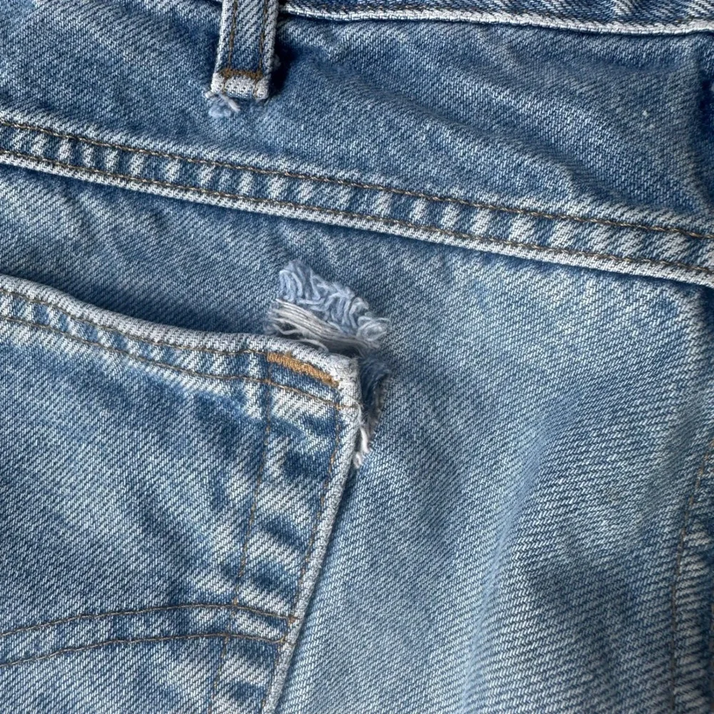 Carhartt B17 Relaxed Fit Jeans Mens 36x30 Blue Fair Distressed Workwear Denim
